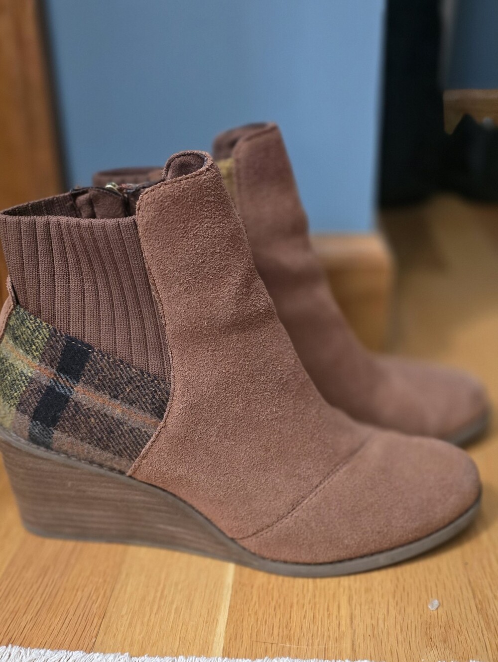 TOMS Sadie Wedge Brown Suede Plaid Bootie